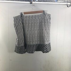 Ruby Rd. Black and White Striped Skort women’s size XL